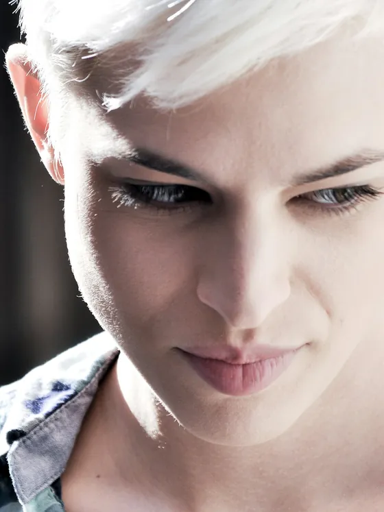 Платиновый пикси. Короткая форма и осветление до чистого белого